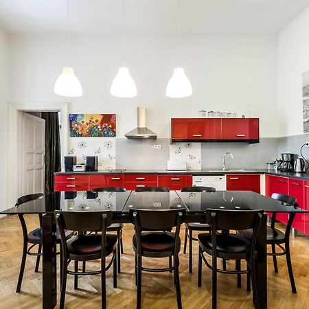Berta - 4 Bedrooms, 3 Baths บูดาเปสต์ ภายนอก รูปภาพ