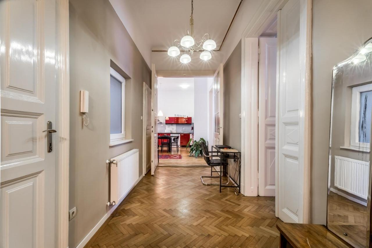 Berta - 4 Bedrooms, 3 Baths บูดาเปสต์ ภายนอก รูปภาพ
